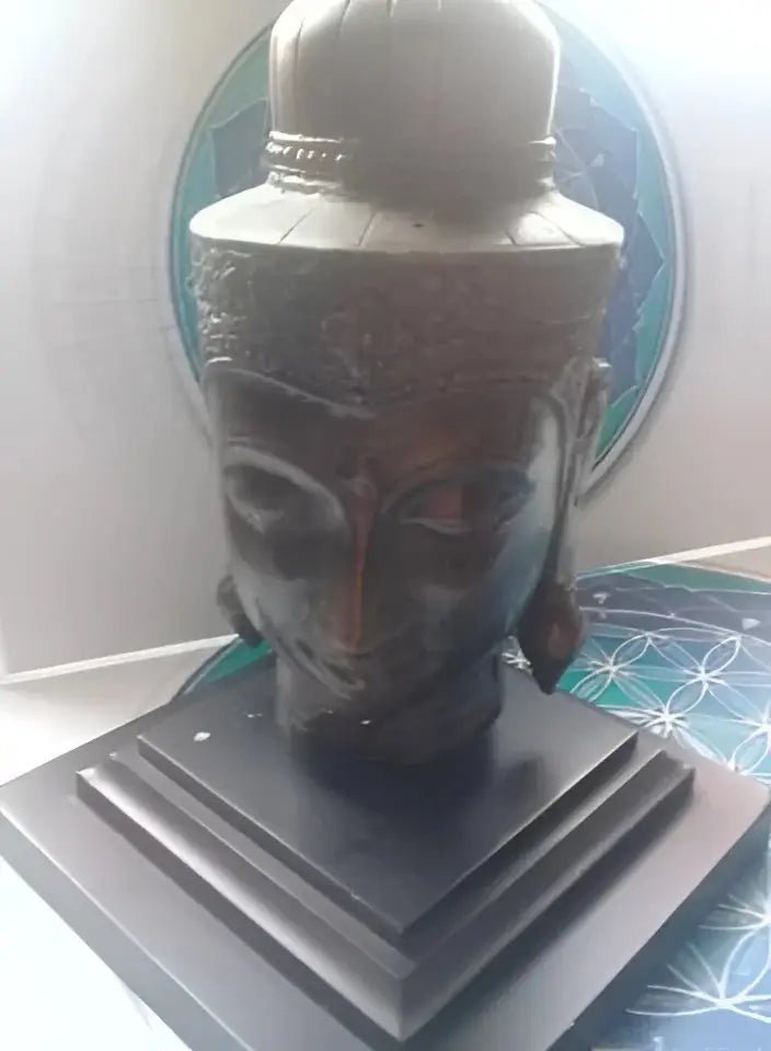 Load image into Gallery viewer, Tête de Bouddha Tête de Bouddha
