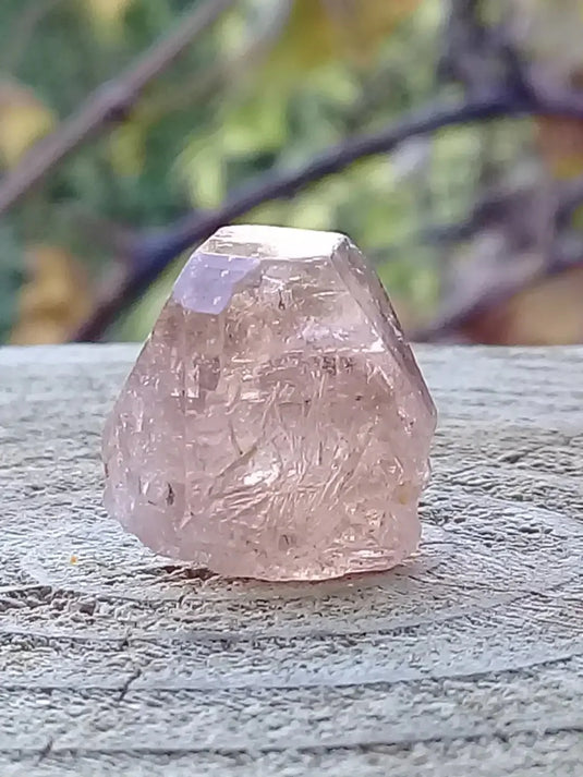 Topaze brune du Pakistan Cristal brut naturel Grade A++++ (Non traité) Topaze Impériale du Pakistan Cristal brute