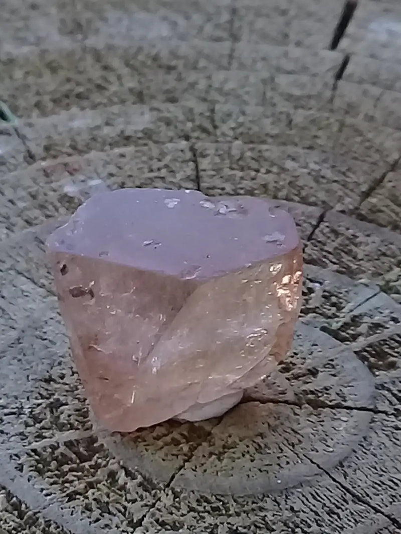 Chargez l&#39;image dans la visionneuse de la galerie, Topaze brune du Pakistan Cristal brut naturel Grade A++++ (Non traité) Topaze Impériale du Pakistan Cristal brute
