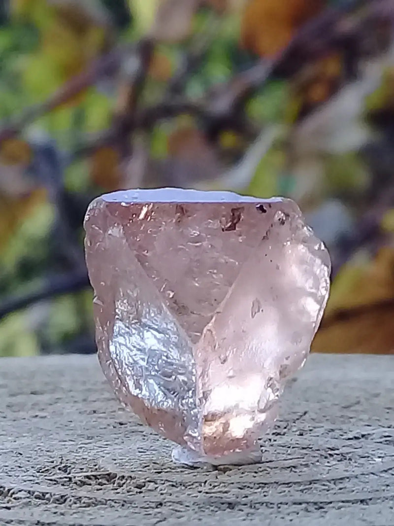 Chargez l&#39;image dans la visionneuse de la galerie, Topaze brune du Pakistan Cristal brut naturel Grade A++++ (Non traité) Topaze Impériale du Pakistan Cristal brute
