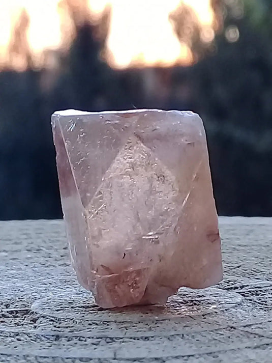 Topaze brune du Pakistan Cristal brut naturel Grade A++++ (Non traité) Topaze Impériale du Pakistan Cristal brute