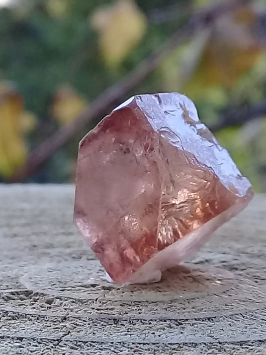 Topaze brune du Pakistan Cristal brut naturel Grade A++++ (Non traité) Topaze Impériale du Pakistan Cristal brute