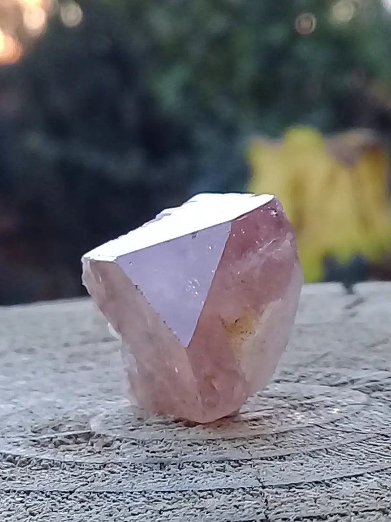 Load image into Gallery viewer, Topaze brune du Pakistan Cristal brut naturel Grade A++++ (Non traité) Topaze Impériale du Pakistan Cristal brute
