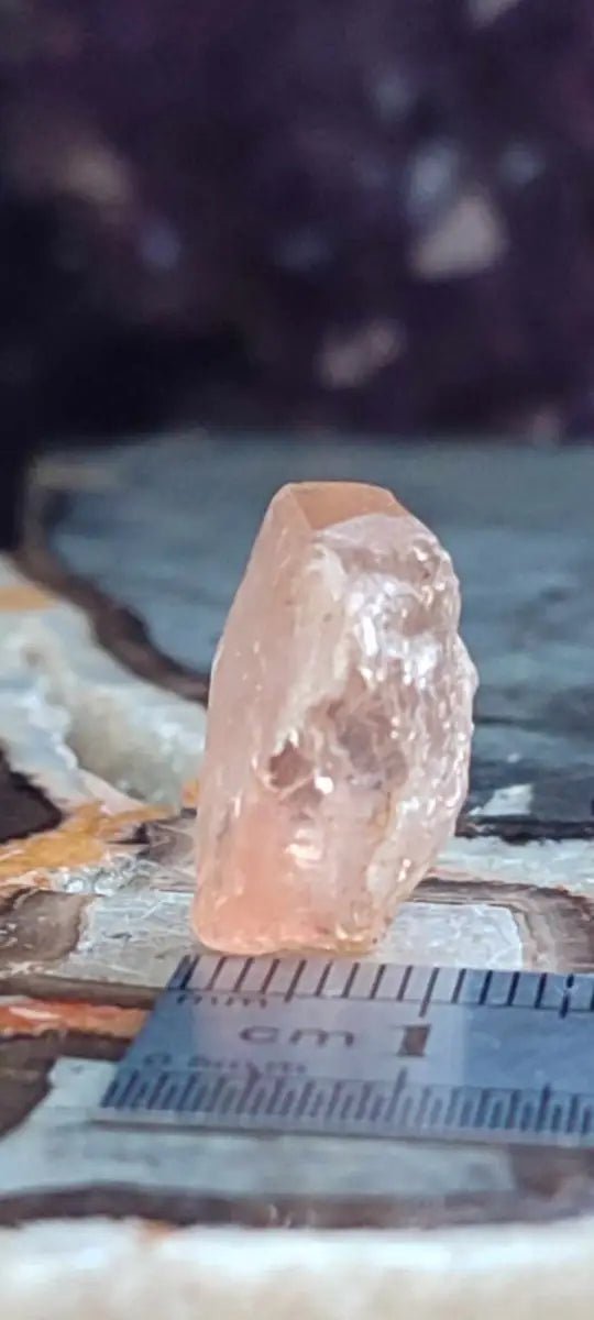 Chargez l&#39;image dans la visionneuse de la galerie, Topaze brune du Pakistan Cristal brut naturel Grade A++++ (Non traité) Topaze Impériale du Pakistan Cristal brute
