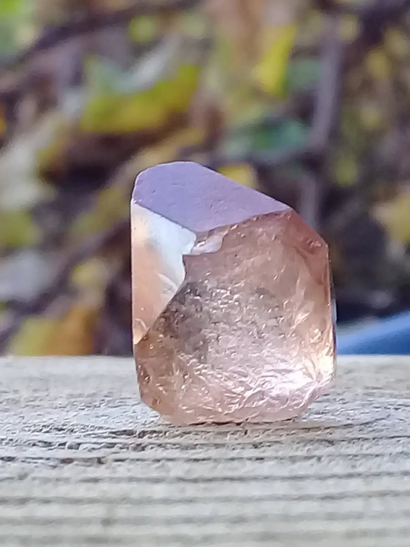 Load image into Gallery viewer, Topaze brune du Pakistan Cristal brut naturel Grade A++++ (Non traité) Topaze Impériale du Pakistan Cristal brut
