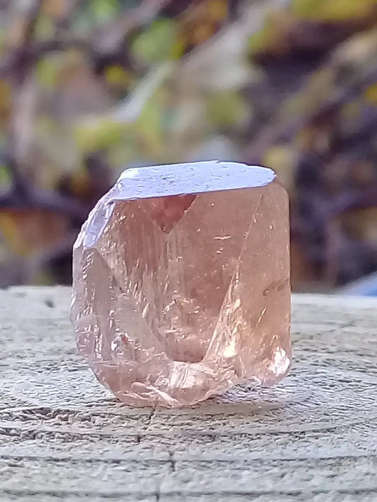 Topaze brune du Pakistan Cristal brut naturel Grade A++++ (Non traité) Topaze Impériale du Pakistan Cristal brut