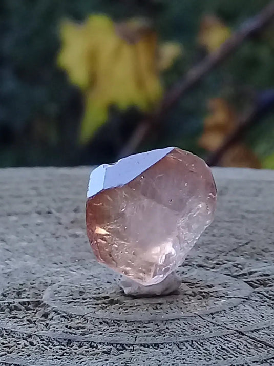 Topaze brune du Pakistan Cristal brut Naturel Grade A++++ (Non traité) Topaze Impériale du Pakistan Cristal brut