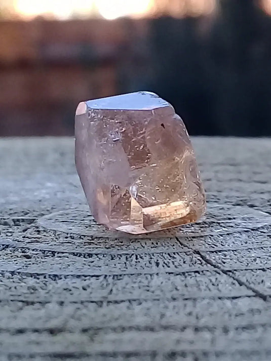 Topaze brune du Pakistan Cristal brut naturel Grade A++++ (Non traité) Topaze Impériale du Pakistan Cristal brut