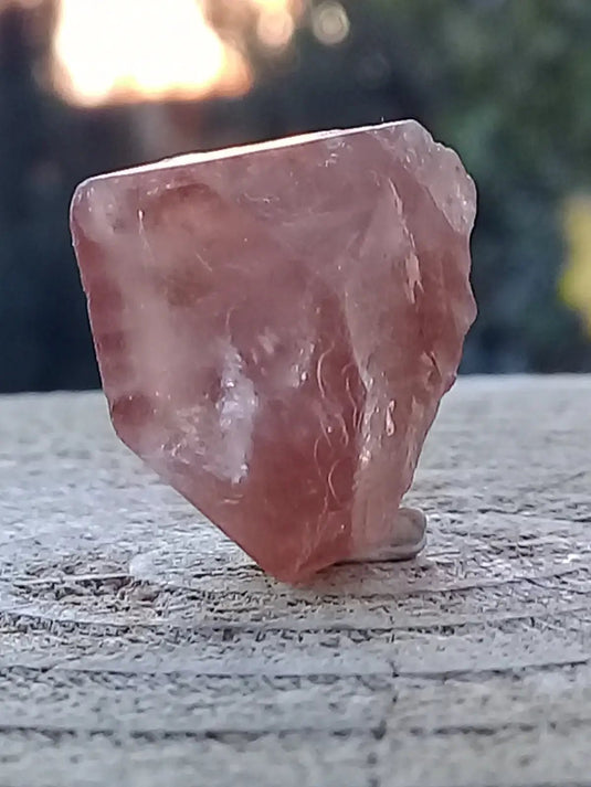 Topaze brune du Pakistan Cristal brut naturel Grade A++++ (Non traité) Topaze Impériale du Pakistan Cristal brut