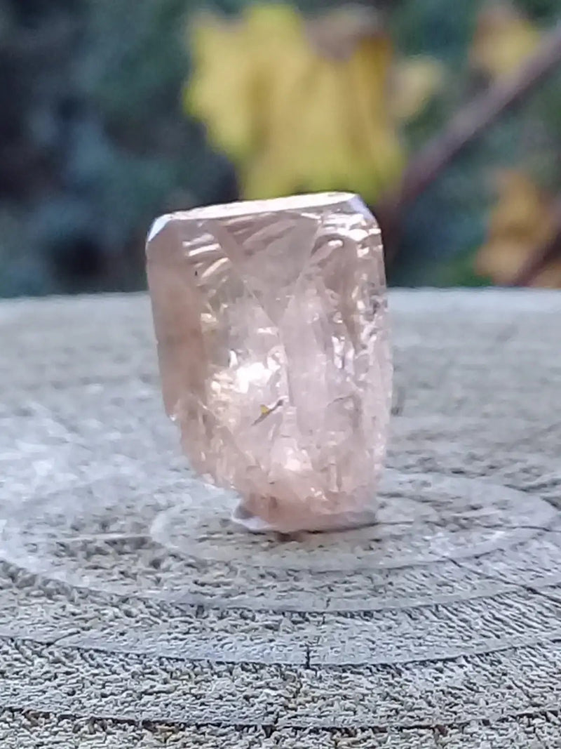 Chargez l&#39;image dans la visionneuse de la galerie, Topaze brune du Pakistan Cristal brut naturel Grade A++++ (Non traité) Topaze Impériale du Pakistan Cristal brut
