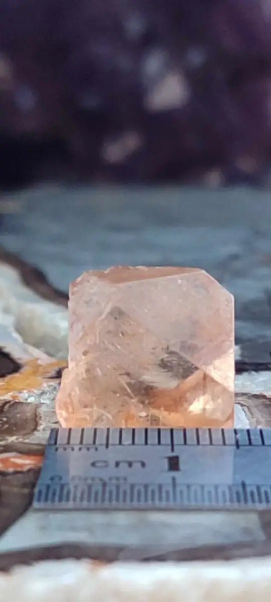 Load image into Gallery viewer, Topaze brune du Pakistan Cristal brut naturel Grade A++++ (Non traité) Topaze Impériale du Pakistan Cristal brut
