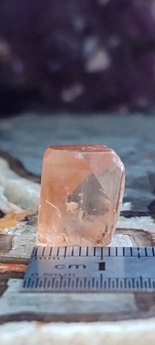 Load image into Gallery viewer, Topaze brune du Pakistan Cristal brut naturel Grade A++++ (Non traité) Topaze Impériale du Pakistan Cristal brut
