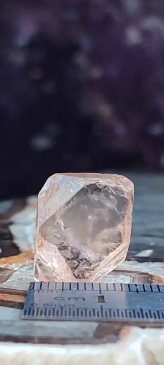 Load image into Gallery viewer, Topaze Brune du Pakistan Cristal brut naturel Grade A++++ (Traité) Topaze Impériale du Pakistan Cristal brut
