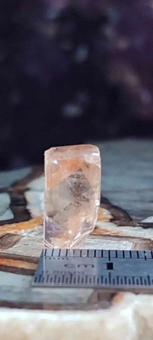 Topaze Brune du Pakistan Cristal brut naturel Grade A++++ (Traité) Topaze Impériale du Pakistan Cristal brut