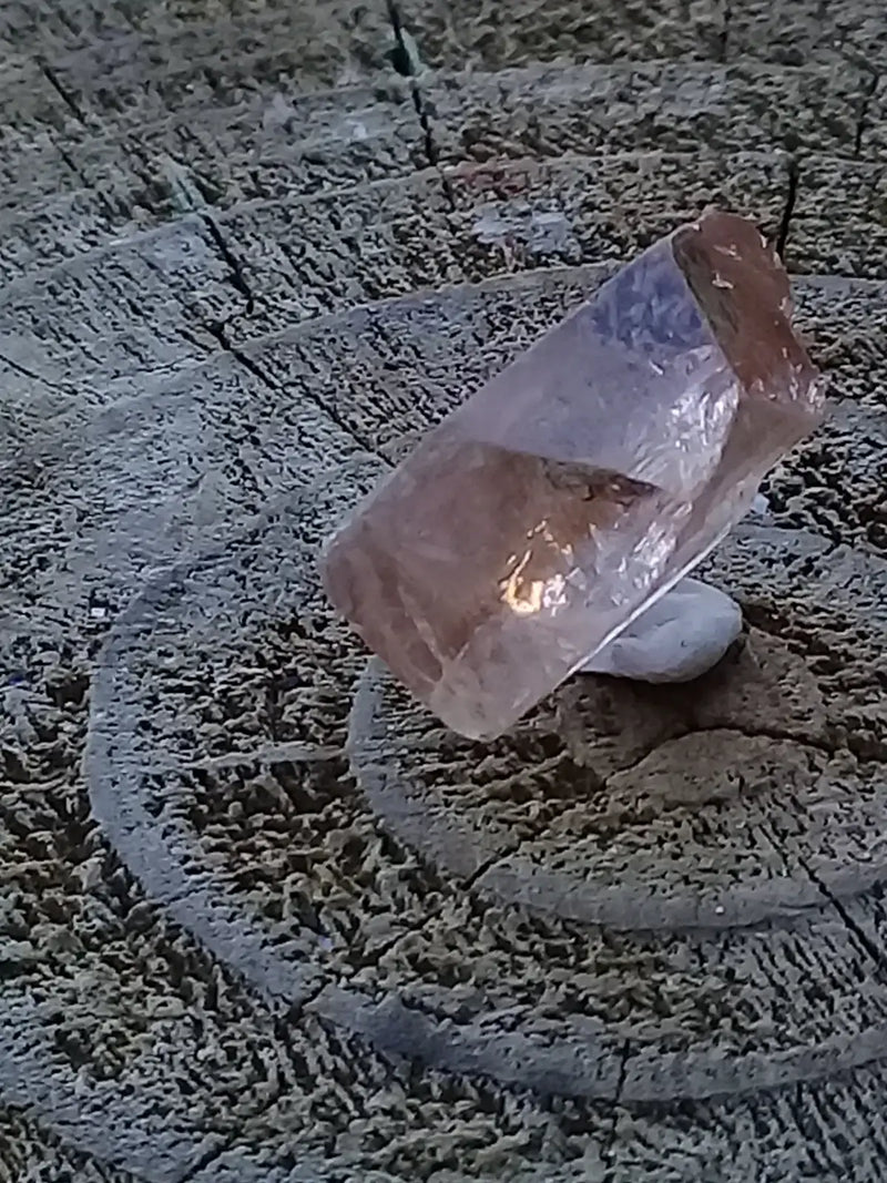 Load image into Gallery viewer, Topaze Brune du Pakistan Cristal brut naturel Grade A++++ (Traité) Topaze Impériale du Pakistan Cristal brut
