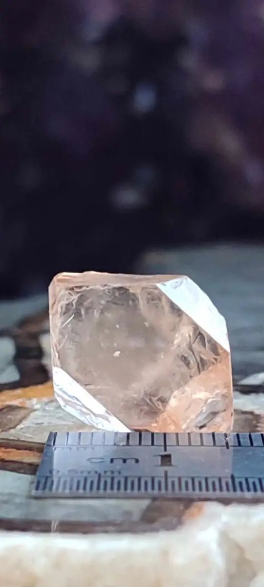 Load image into Gallery viewer, Topaze Brune du Pakistan Cristal brut naturel Grade A++++ (Traité) Topaze Impériale du Pakistan Cristal brut
