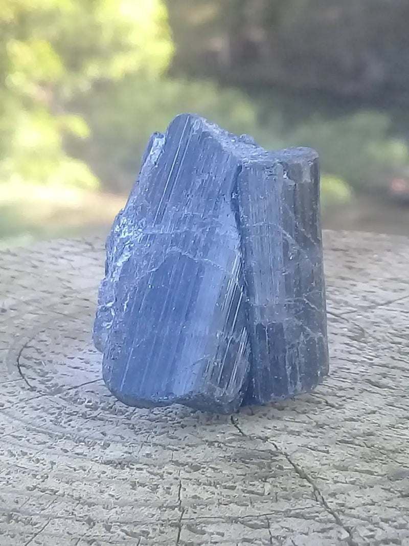 Load image into Gallery viewer, Tourmaline noire Schörl Grade A ++++ Tourmaline noire Schörl
