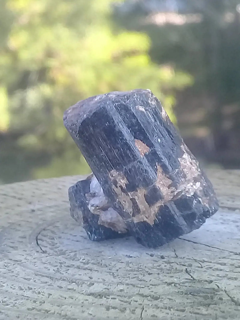 Load image into Gallery viewer, Tourmaline noire Schörl Grade A ++++ Tourmaline noire Schörl
