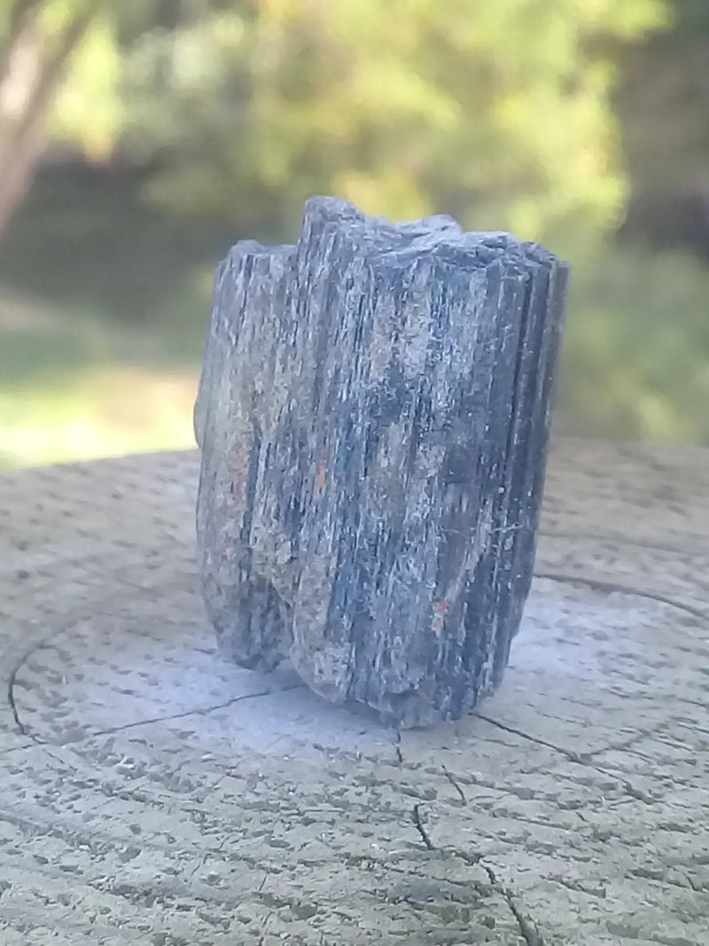 Load image into Gallery viewer, Tourmaline noire Schörl Grade A ++++ Tourmaline noire Schörl
