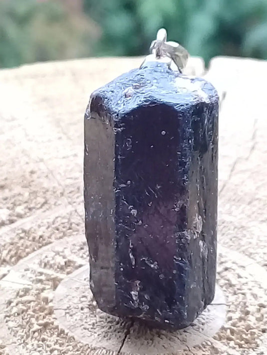 Tourmaline noire Schörl pendentif Grade A++++ Fourni avec son cordon Tourmaline noire Schörl pendentif