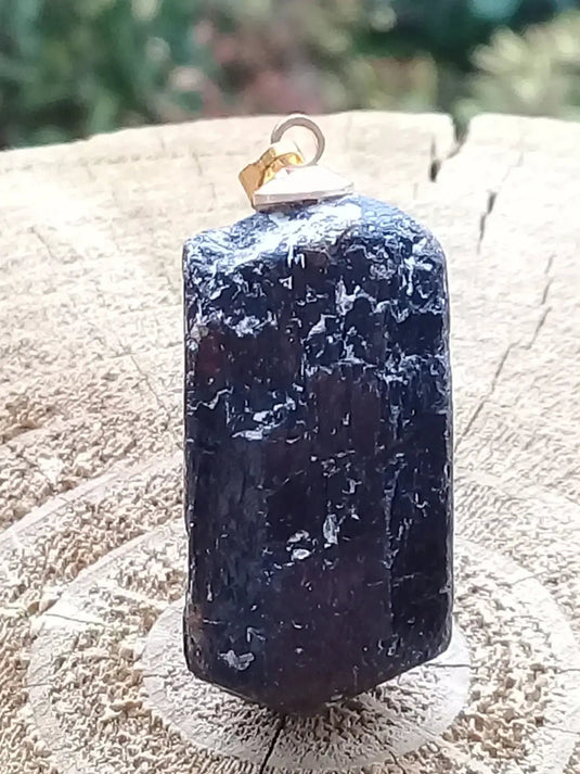 Tourmaline noire Schörl pendentif Grade A++++ Fourni avec son cordon Tourmaline noire Schörl pendentif