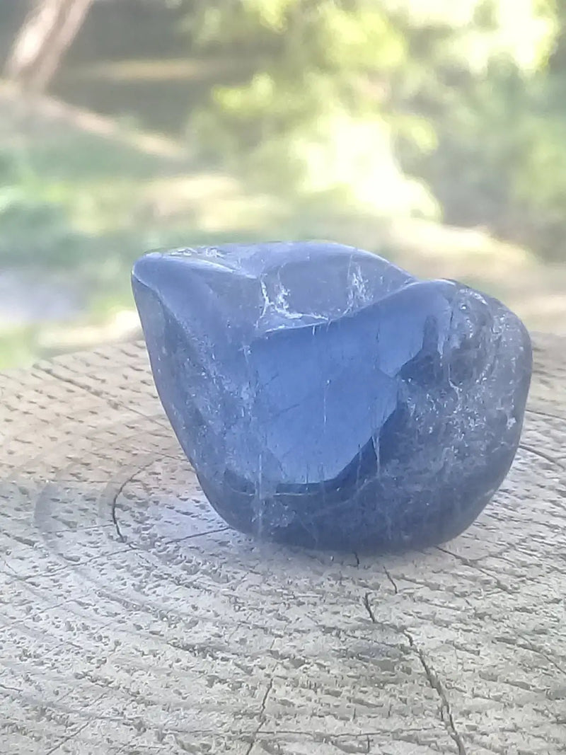 Load image into Gallery viewer, Tourmaline noire Schörl pierre roulée Grade A ++++ Tourmaline noire Schörl pierre roulée
