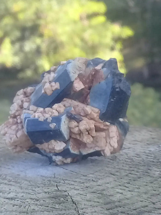 Tourmaline noire Schörl sur macle Grade A ++++ Tourmaline noire Schörl sur macle