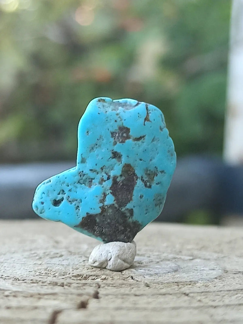 Load image into Gallery viewer, Turquoise VERITABLE d’Arizona pierre roulée Grade A++++ Turquoise d’Arizona
