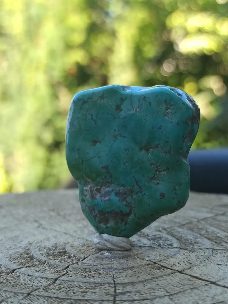 Load image into Gallery viewer, Turquoise VERITABLE d’Arizona pierre roulée Grade A++++ Turquoise d’Arizona
