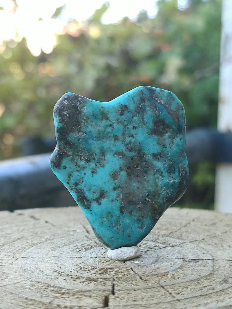 Load image into Gallery viewer, Turquoise VERITABLE d’Arizona pierre roulée Grade A++++ Turquoise d’Arizona
