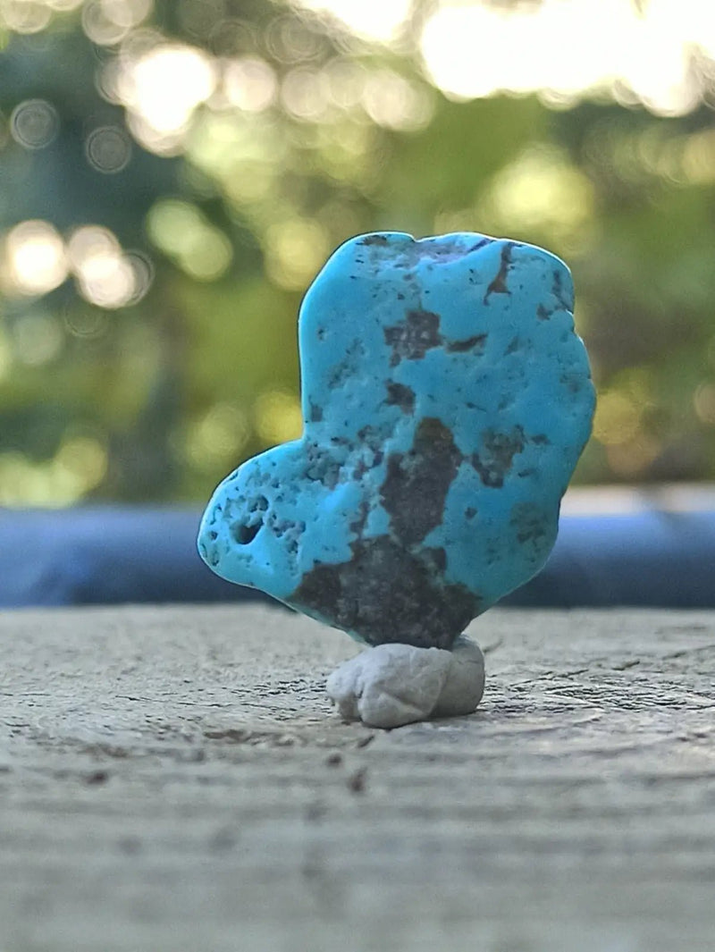 Load image into Gallery viewer, Turquoise VERITABLE d’Arizona pierre roulée Grade A++++ Turquoise d’Arizona
