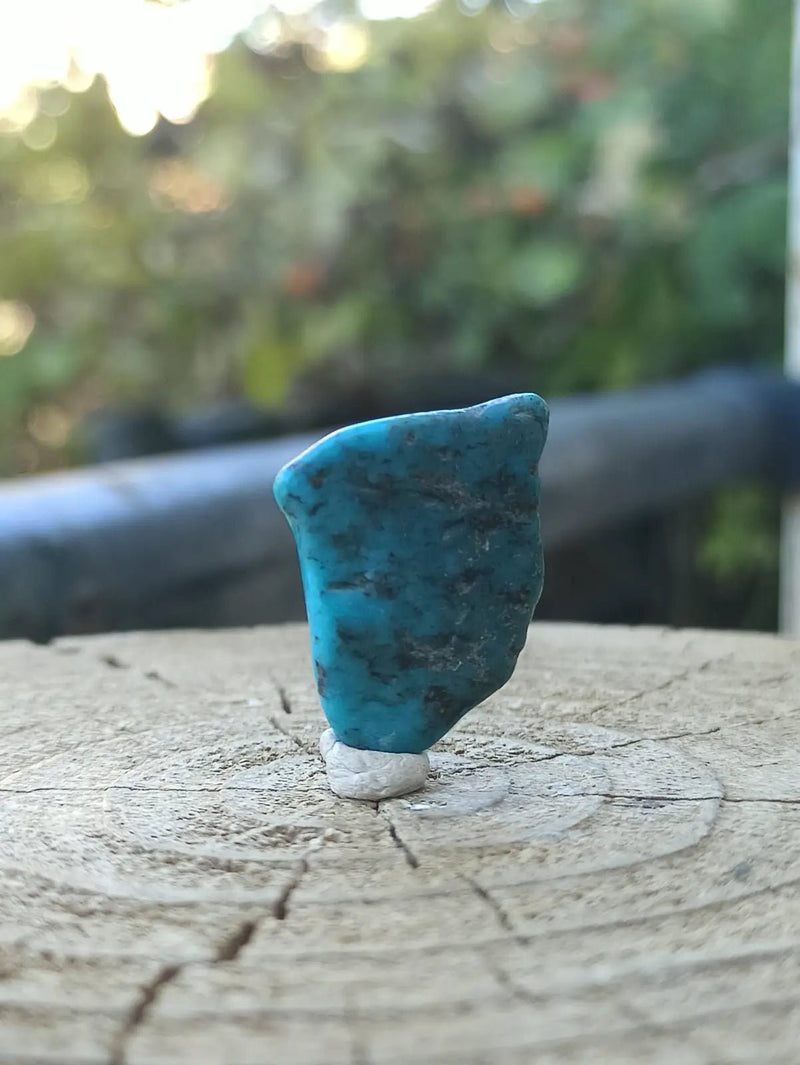 Load image into Gallery viewer, Turquoise VERITABLE d’Arizona pierre roulée Grade A++++ Turquoise d’Arizona
