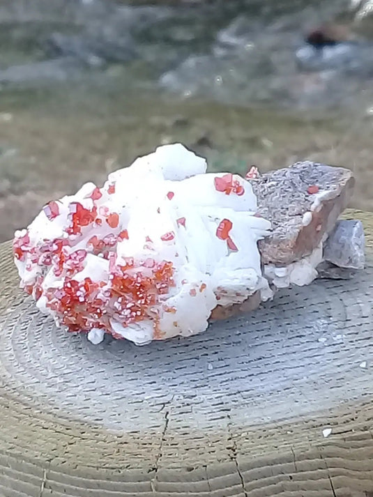 Vanadinite du Pérou sur Baryte blanche Grade A ++++ Vanadinite du Pérou sur Baryte blanche