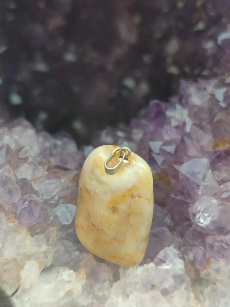 Load image into Gallery viewer, Vogésite des berges de la Salm Vosges France - Pendentif - Grade Prémium Vogésite pendentif
