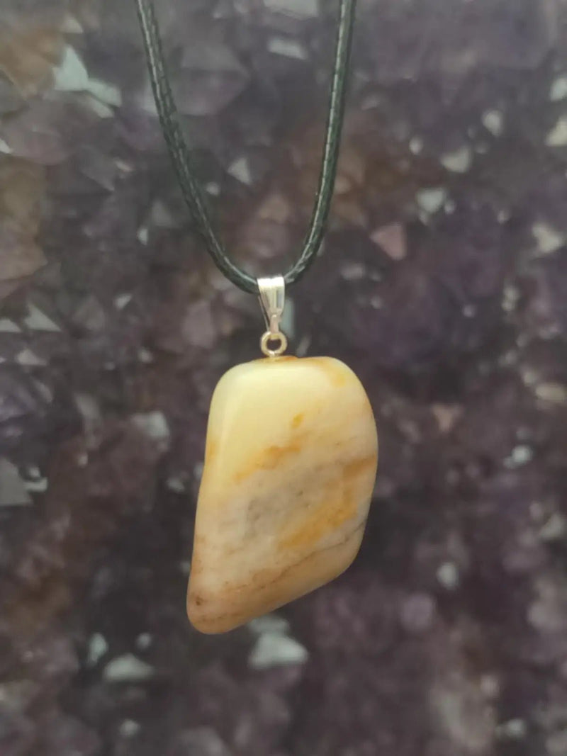 Load image into Gallery viewer, Vogésite des berges de la Salm Vosges France - Pendentif - Grade Prémium Vogésite pendentif
