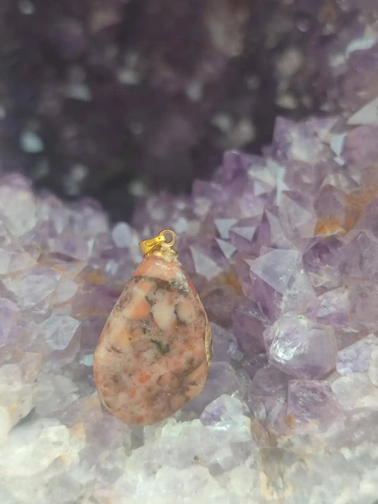 Vogésite des berges de la Salm Vosges France - Pendentif - Grade Prémium Vogésite pendentif