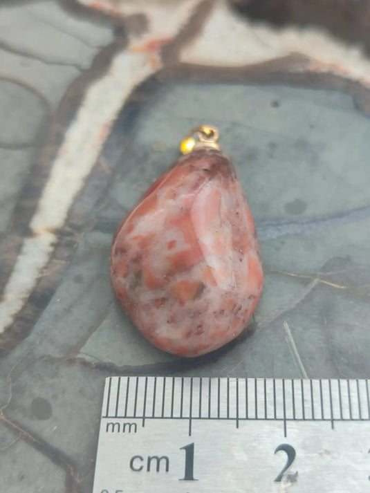 Vogésite des berges de la Salm Vosges France - Pendentif - Grade Prémium Vogésite pendentif