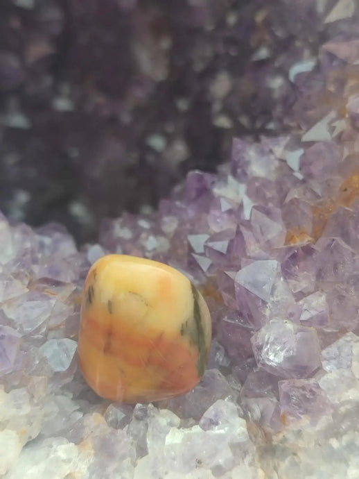 Vogésite des berges de la Salm Vosges France - Pierre roulée - Grade Prémium Vogésite pierre roulée