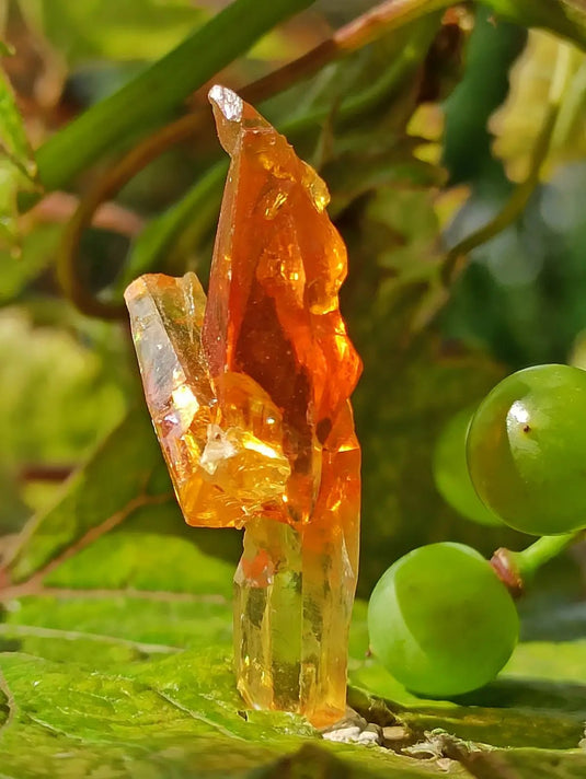 Zincite du Brésil pierre brute ’RARE’ Grade A++++ Zincite du Brésil pierre brute