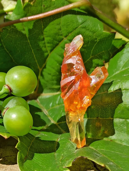 Zincite du Brésil pierre brute ’RARE’ Grade A++++ Zincite du Brésil pierre brute