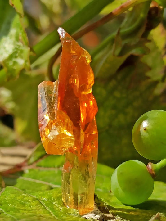 Zincite du Brésil pierre brute ’RARE’ Grade A++++ Zincite du Brésil pierre brute